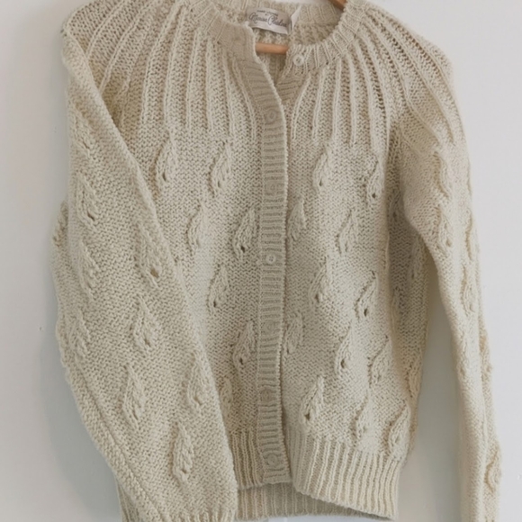 . Vintage Marisa Christina Ivory Cream Cozy Feminine Knit Cardigan Sweater . - Picture 2 of 5